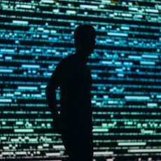 Bonifiche ambientali e telefoniche: quando la tutela delle informazioni richiede un controllo tecnico